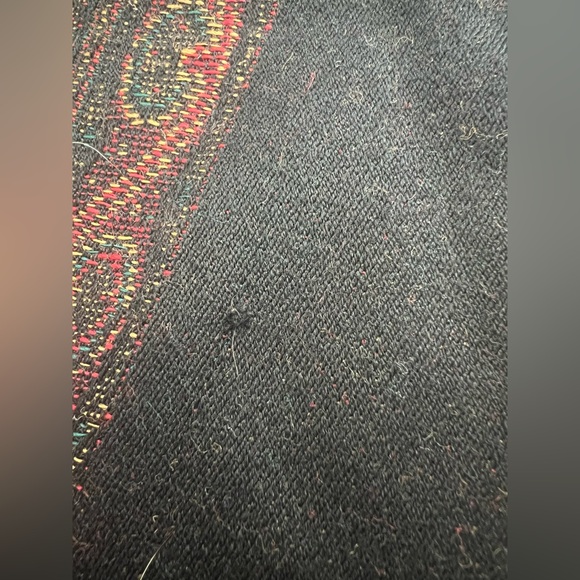 VALENTINO GARAVANI Paisley Print Fringe Large Shawl - Picture 10 of 13